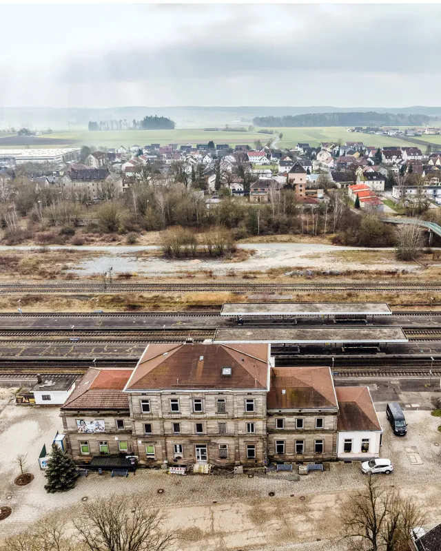 Bahnareal mit Bahnhof ©Thomas Müller